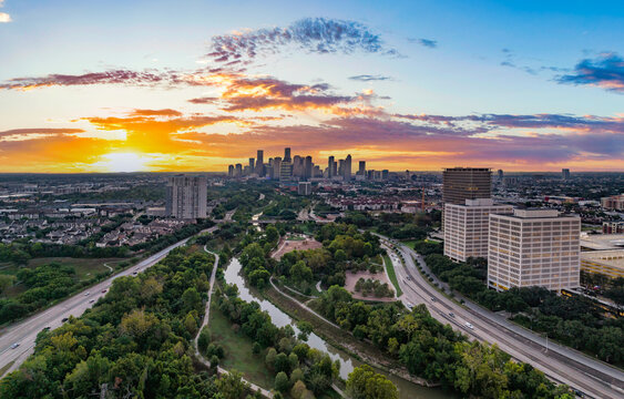 Appraisal in Pearland, Texas Cartoon Image by AppraiseItNow