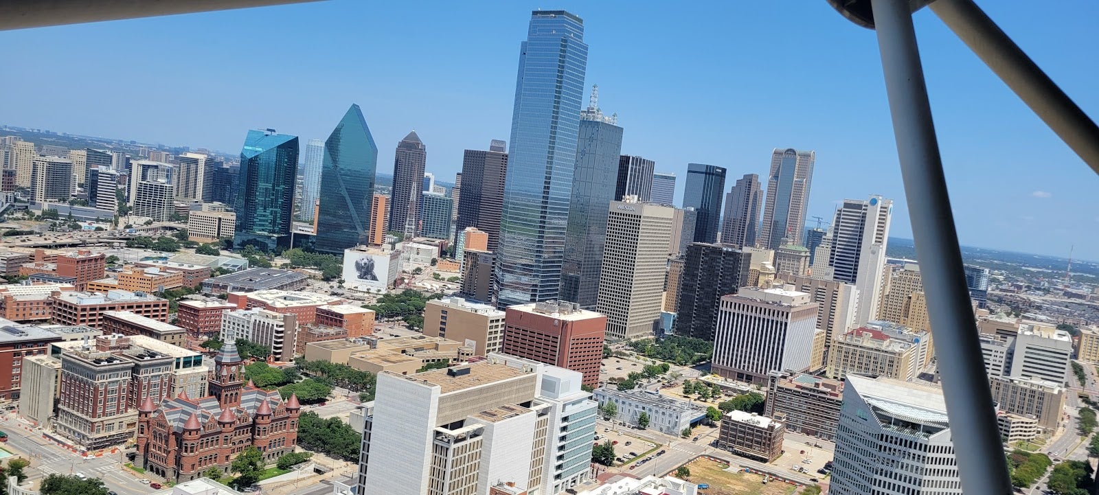 Appraisal in Rowlett,  Texas Cartoon Image by AppraiseItNow